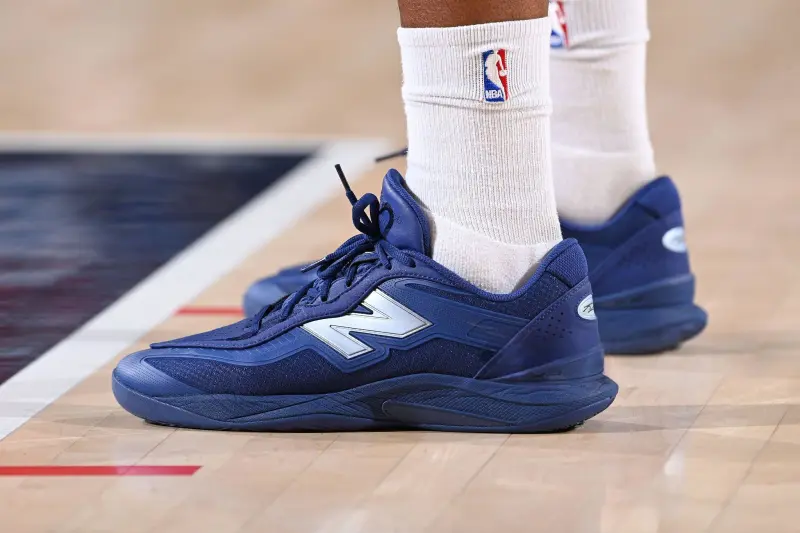 世界杯客户端下载说明-伦纳德穿着Kawhi5，得到20分8篮板3助攻1抢断